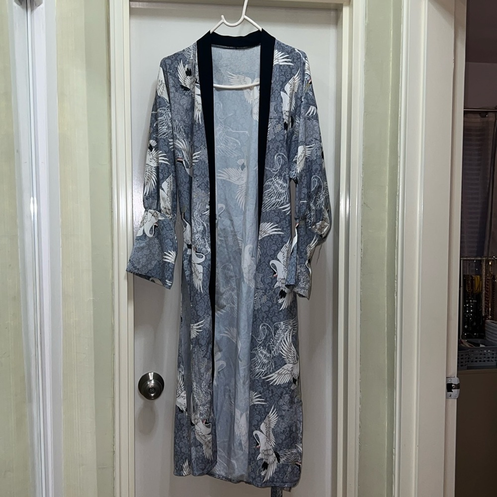 One size womens belted long cardigan swans graphic